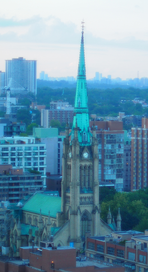 This is my Olympus E-PL3 with an old manual Canon 50 mm lens at f/1.4, shrunk to 500 pixels.